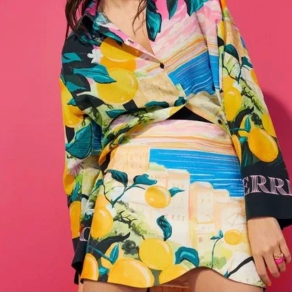 H&M Multicolor Amalfi Coast Theme Lemon Print Skirt
